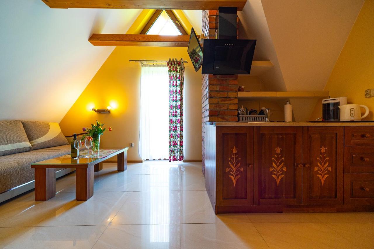 Apartamenty I Pokoje W Willi Na Ubocy Suche Exteriér fotografie